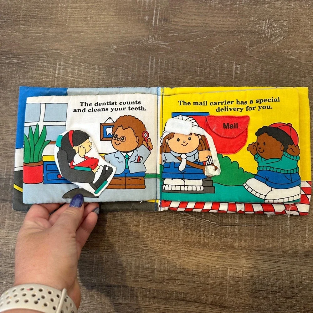Vintage 1998 Fisher Price Little People Our Neighborhood Soft Cloth Book Sensory